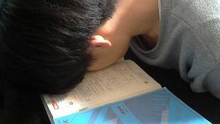 寝る前にチル【勉強と原神配信する人/Tomoyan】