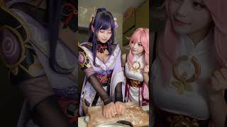 料理中もカメラを意識しちゃう雷電将軍